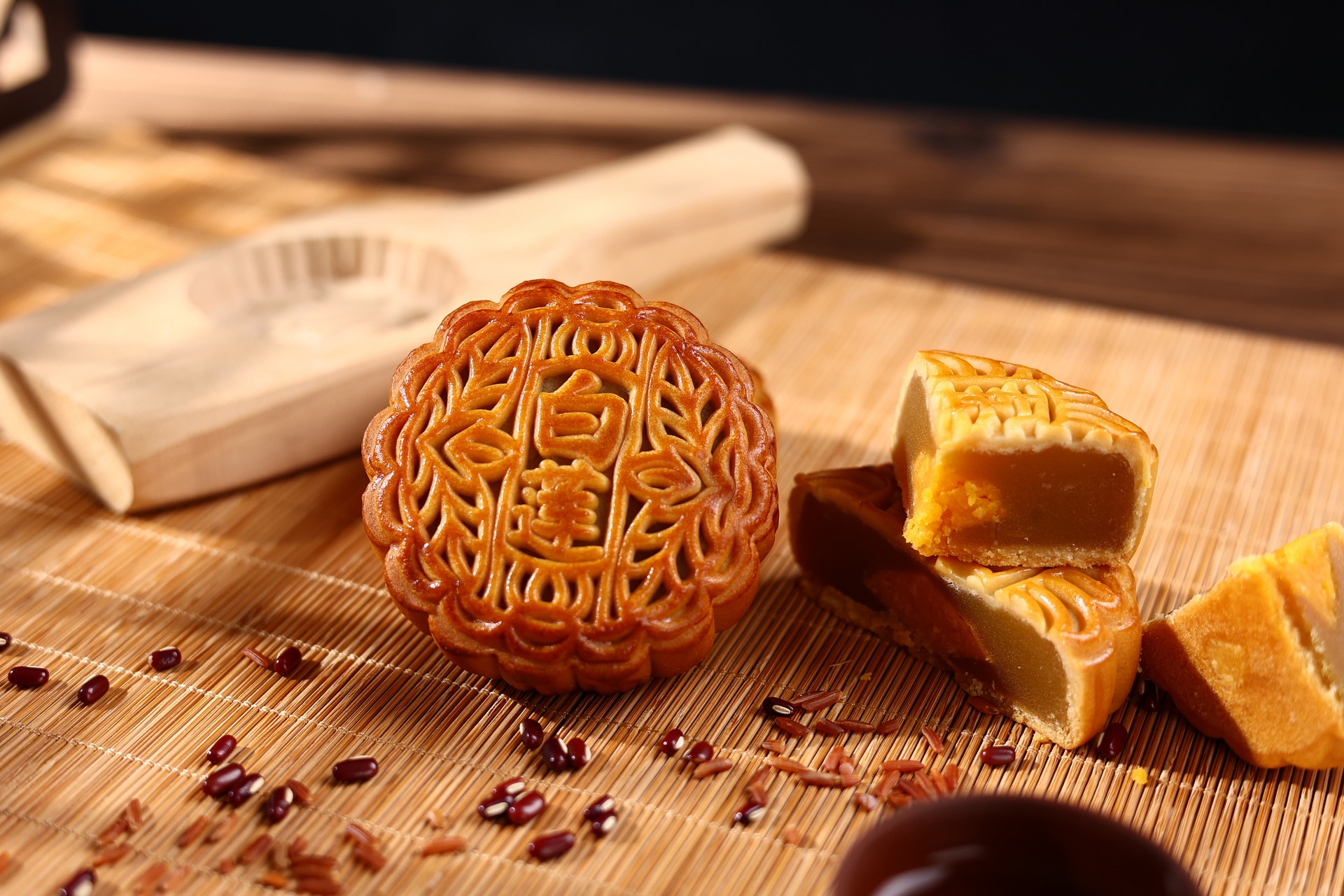 月饼行业“三大困兽之战”